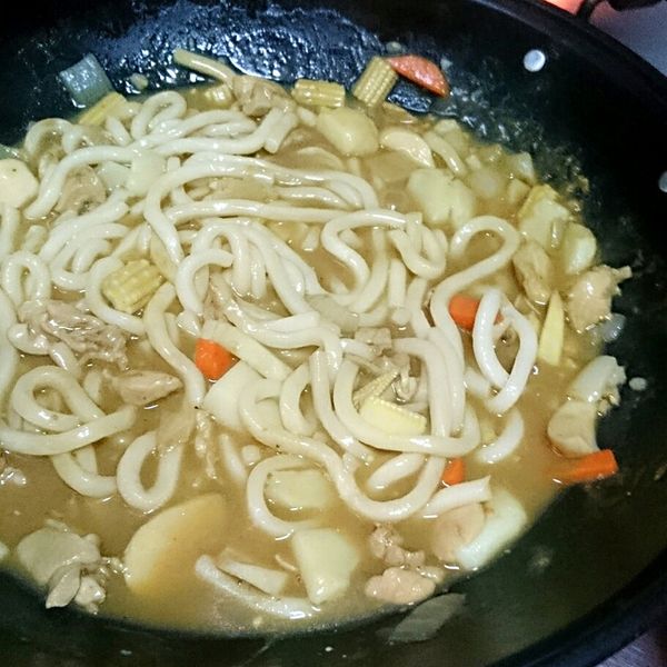 雞肉咖哩烏龍麵 : 康小儀一起做