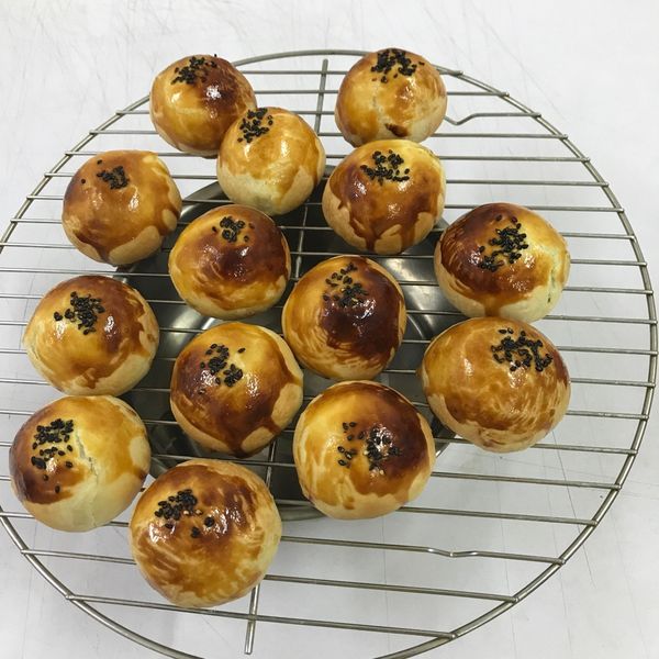 第一次烤蛋黃酥就上手(無鹽奶油版12顆) : 賈筱惠一起做