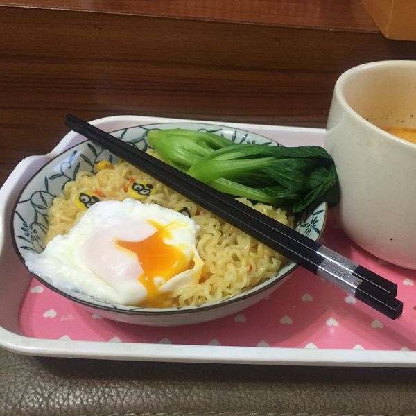 【不用加醋＆零失敗】三分鐘完成漂亮水波蛋 : selina一起做