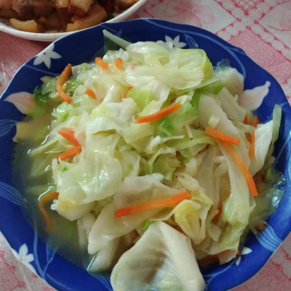 炒高麗菜（家常料理）：Irene Liao 一起做