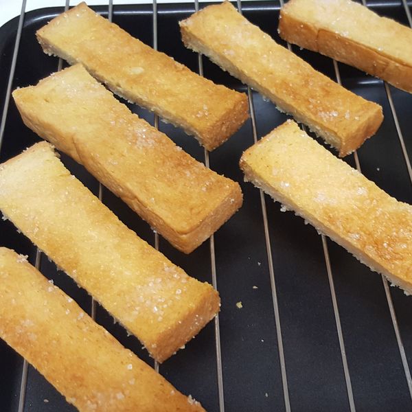 奶油酥條【烤箱料理】 : Eva Yang一起做