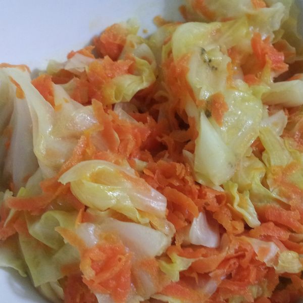 好菜箱~紅蘿蔔炒高麗菜 : 水晶一起做