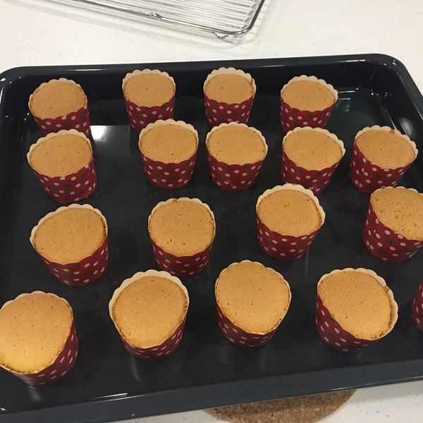 杯子蛋糕（戚風蛋糕） : Ankie Lee一起做