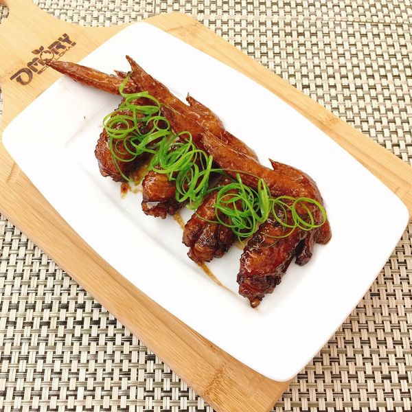 🍺啤酒滷雞翅 好吃到爆炸啊 : Elaine Pan一起做