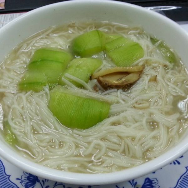 【食在好料理】絲瓜潮麵線 : 【我是CC 】一起做