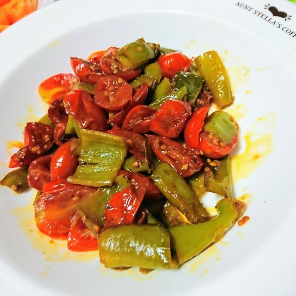 超開胃! 青辣椒炒迷你蕃茄：胡小如 一起做