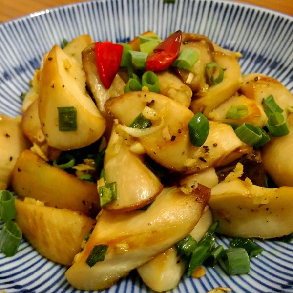 熱炒椒鹽杏鮑菇 : 小倩一起做