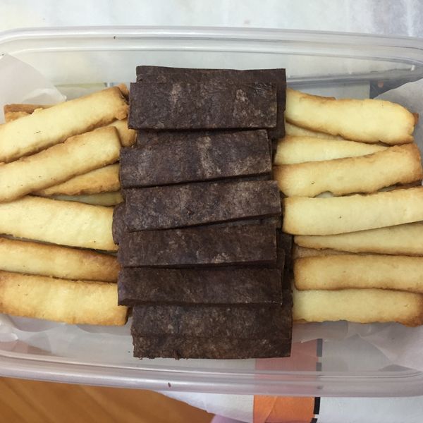 煉乳酥脆餅乾棒 : Crystal Chow一起做