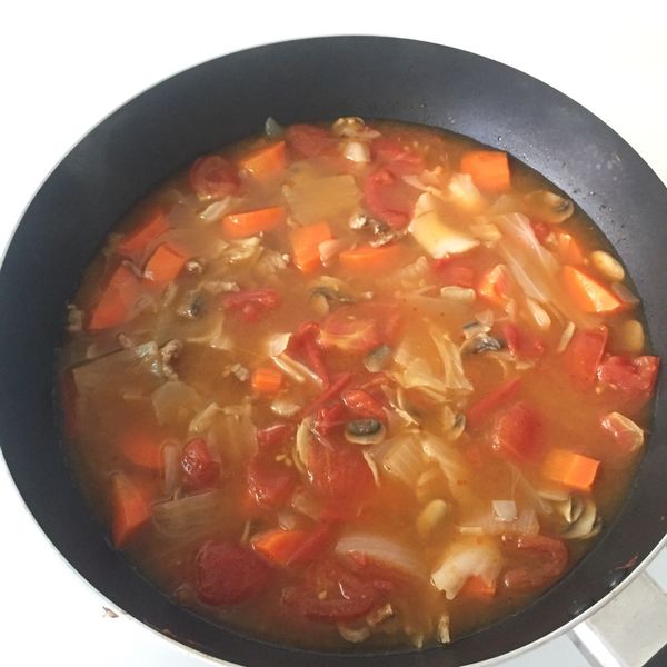 義式蕃茄牛肉蔬菜湯(一鍋到底真方便!):Tammy Liang 一起做