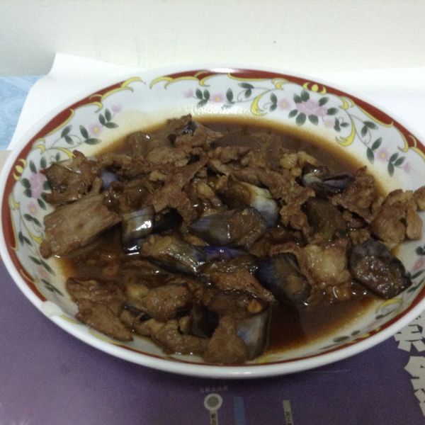 ~肉末茄子~：施怡萱 一起做