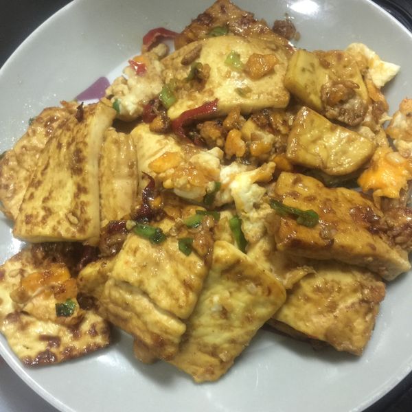 醬香蒜味金沙豆腐 [影片示範] : 鄭小樺一起做