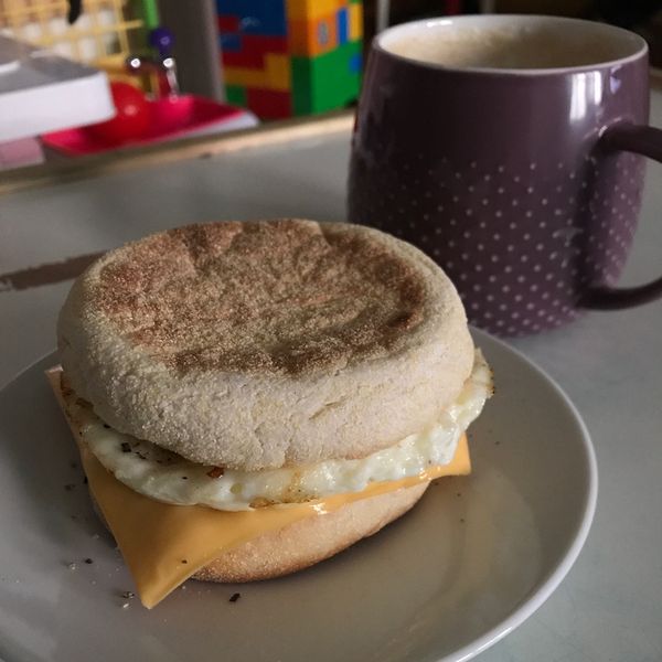 倫敦扁麵包佐起司蛋 : jinfuang一起做