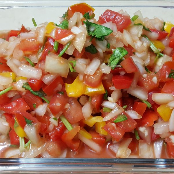 墨西哥辣味莎莎醬[Bonniekuchen邦妮廚房]：小芳 一起做