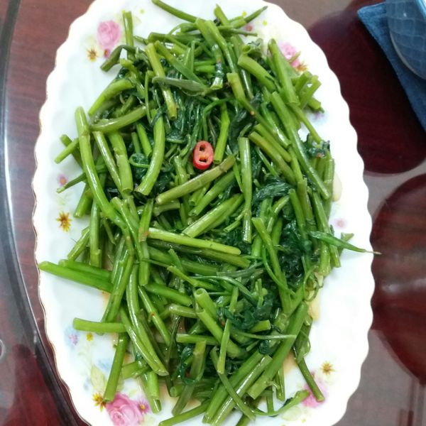 辣炒空心菜 : Wu-yu Liao一起做