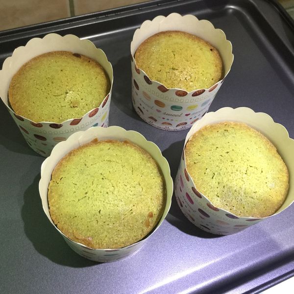 抹茶杯子蛋糕 : 黃飄飄一起做