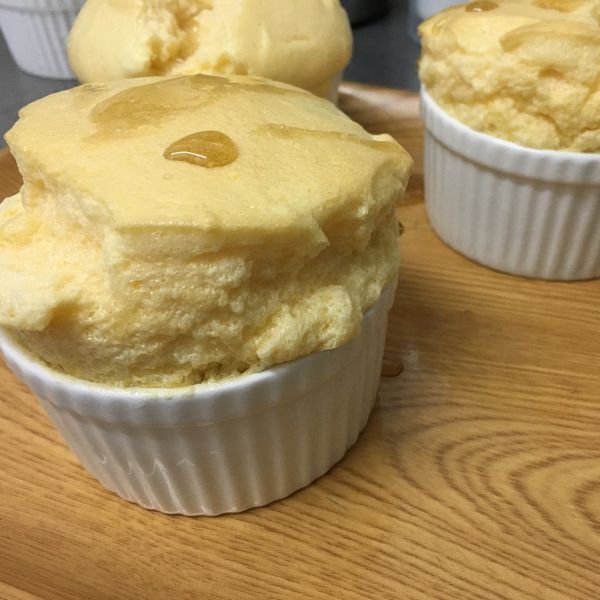 簡單做「原味舒芙蕾」三種材料一次搞定❤：Maku 一起做