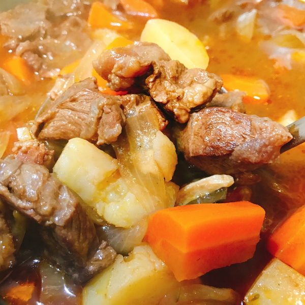 紅酒燉牛肉 : YuYu一起做