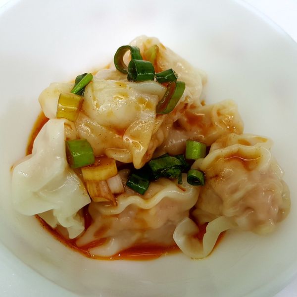 紅油抄手：H.Y 一起做