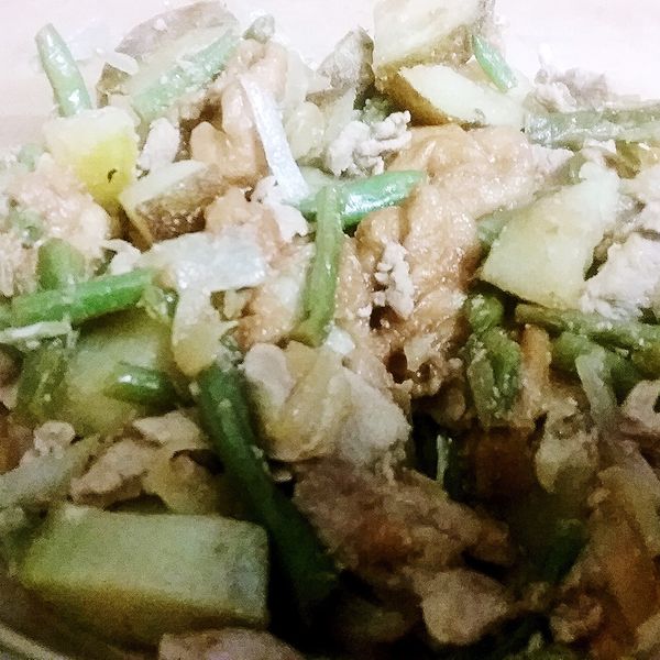 日式馬鈴薯燉肉：Kala Boo 一起做