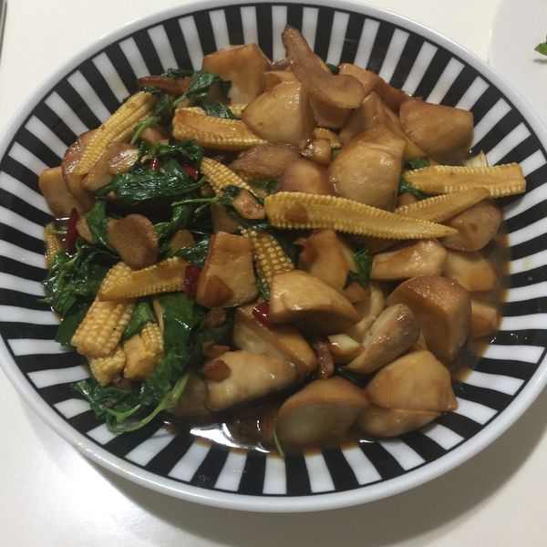 （銅鍋料理）三杯杏鮑菇：candy12345 一起做