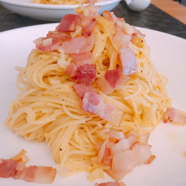 「奶油培根義大利麵」東京人氣主廚食譜：專業愛吃鬼 一起做