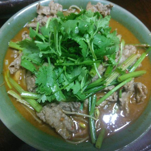 【水煮牛肉】鹹香麻辣一味不少:abc 一起做