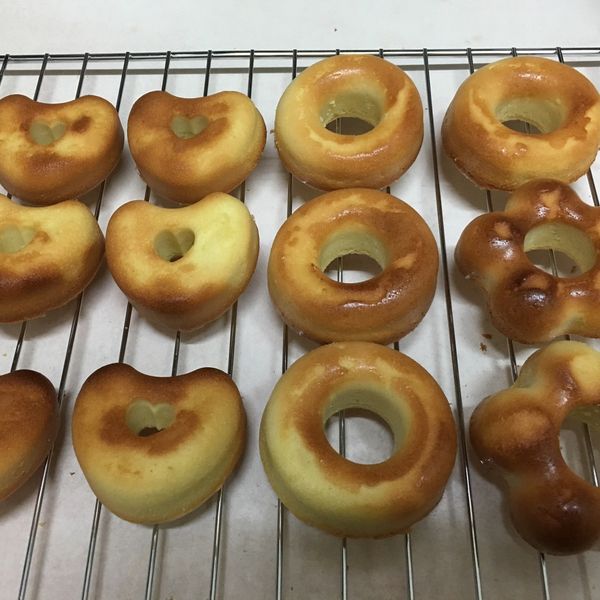 甜甜圈蛋糕 : Si Yu Chen一起做