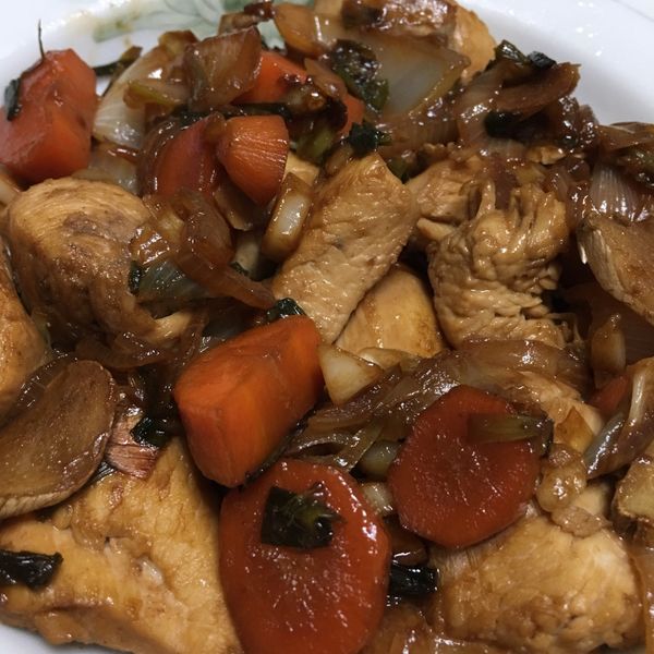 洋蔥燒雞肉 : 艾比一起做