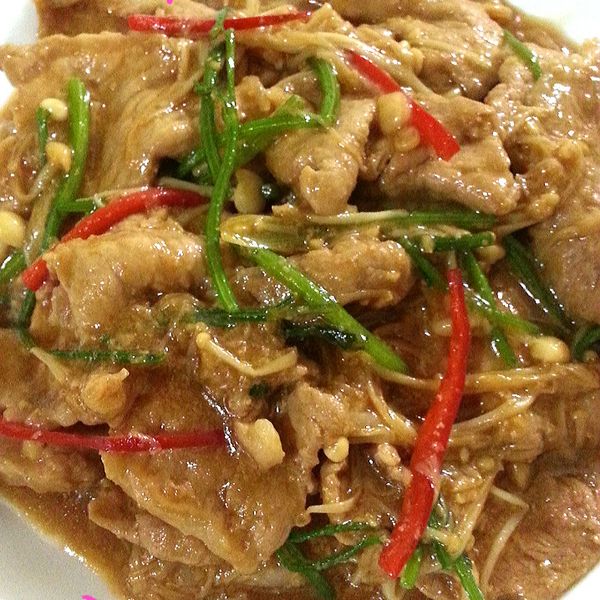 辣炒香根牛肉 : Melody Lai一起做