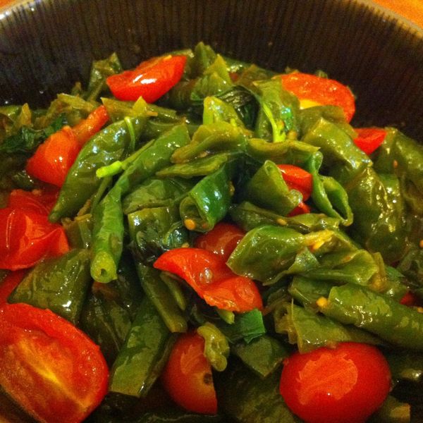 超開胃! 青辣椒炒迷你蕃茄：Dunn 一起做