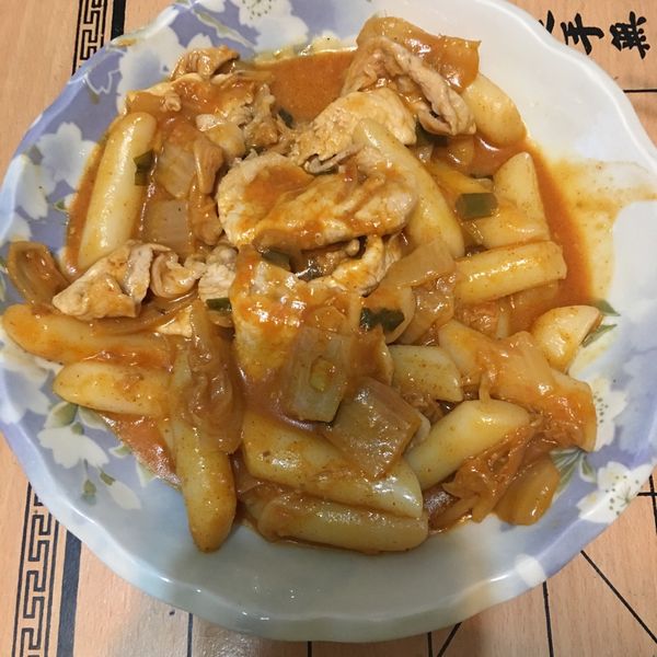 [鑄鐵鍋][一鍋到底]銷魂韓式泡菜炒年糕 : Carol Lin一起做