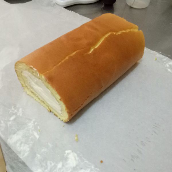 日式草莓棉花蛋糕卷 : 李耐耐一起做