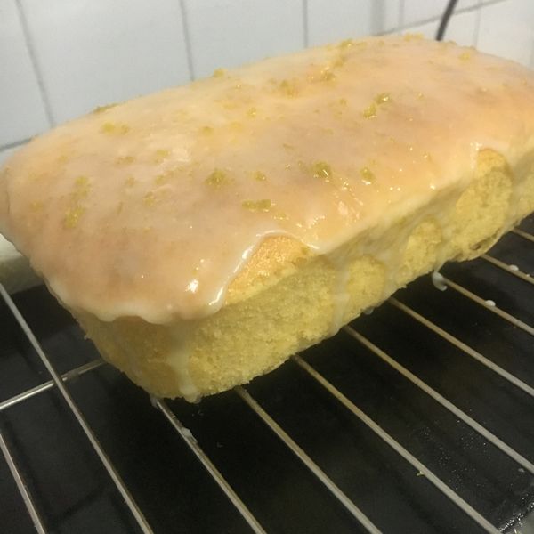 檸檬糖霜磅蛋糕(無泡打粉):JyueJyue Shen 一起做