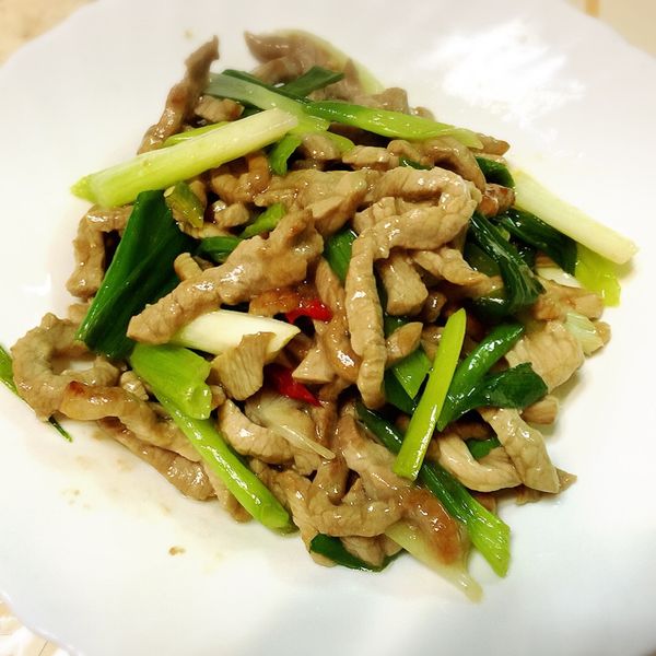 蔥爆牛肉：Claire Chen 一起做