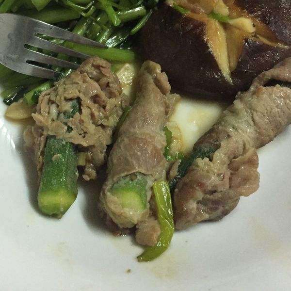 秋葵豬肉捲~意外地絕配：min 一起做