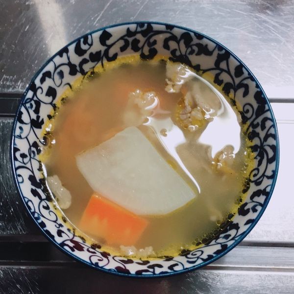 清燉番茄蘿蔔牛肉湯🍅：Hanbao Wang 一起做