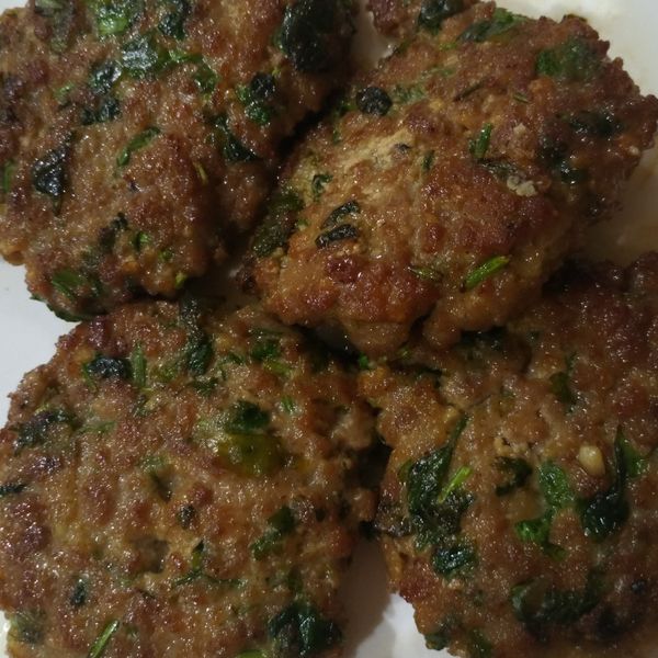 家的味道 ~ 香菜煎肉餅 : 可樂樂一起做