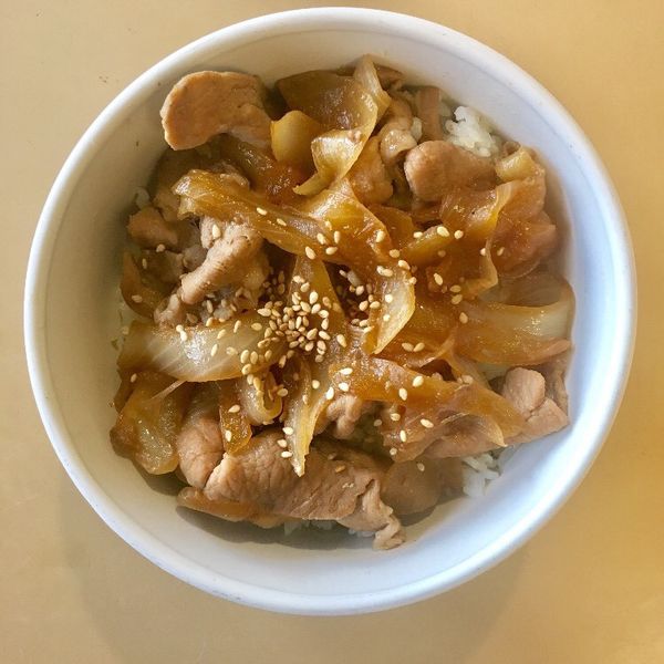 [留學生簡易食譜] 牛丼飯 : Grace  Liu一起做