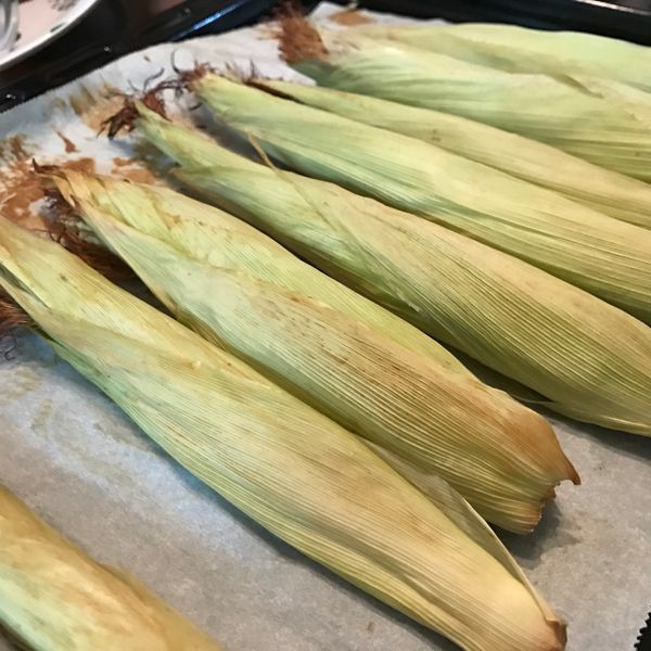 懶人零失手烤帶殼玉米筍：Helen 一起做