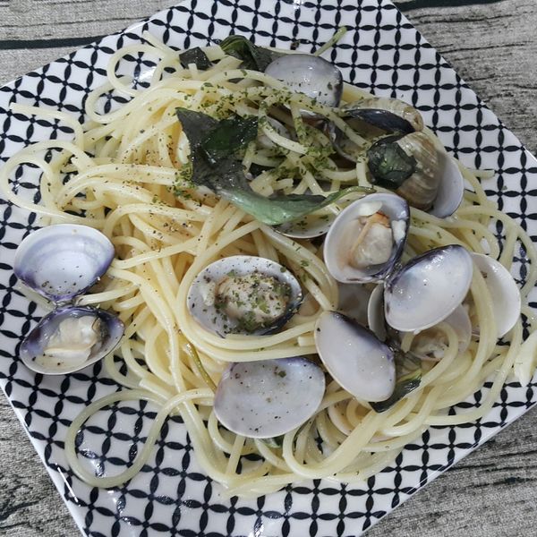 香蒜白酒蛤蜊義大利麵：ivy 一起做