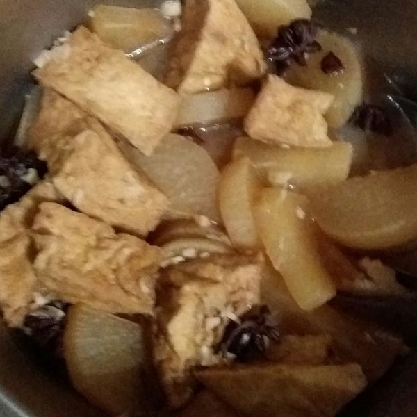 悶蘿蔔 [一鍋到底超簡易便當菜] : leelulu一起做