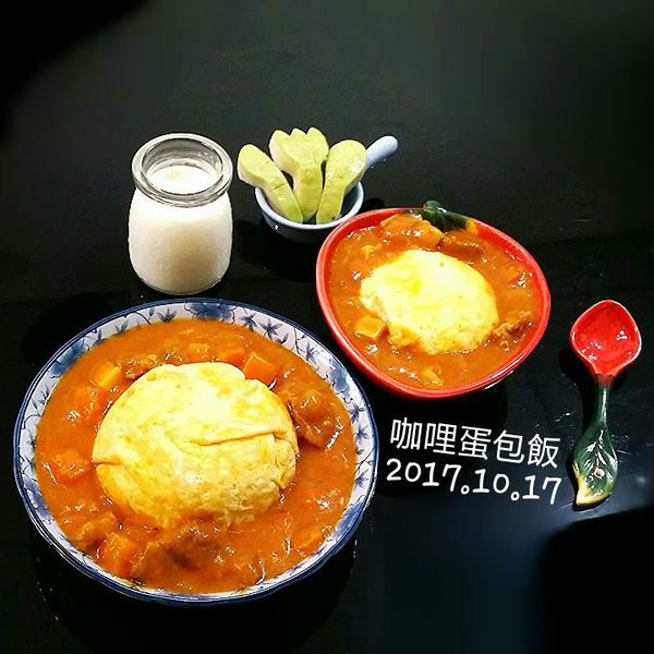 咖哩蛋包飯：伊的親子早餐日記 一起做