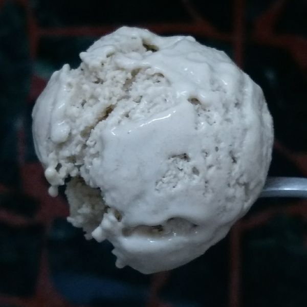 香蕉牛奶冰淇淋：阿Q 一起做