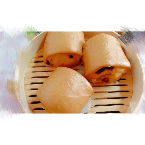 手揉。桂圓黑糖饅頭 : 黃小慧一起做