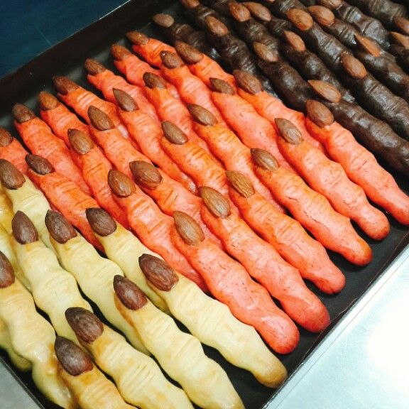 [Witi✿Kitchen]巫婆手指餅 Halloween 萬聖節餅乾  : 張寶雲一起做