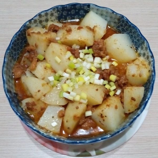 簡易不失手的電鍋料理-馬鈴薯燒肉：Jenny  Lai 一起做