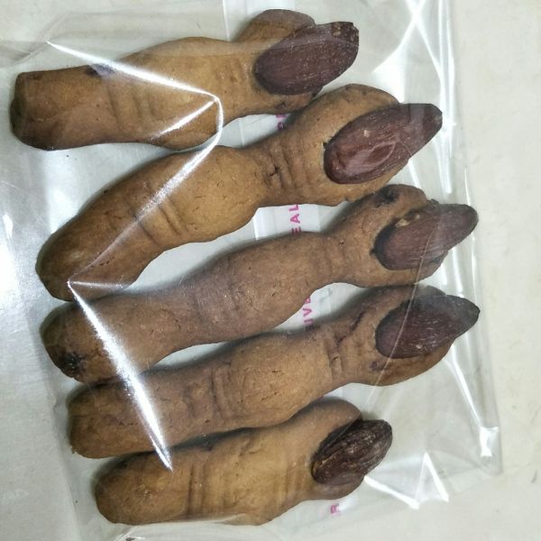 【萬聖節限定】巫婆手指餅乾：蟬翼 一起做