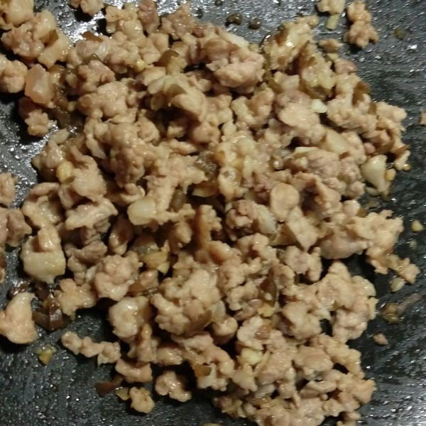 給新手超簡單「剝皮辣椒肉燥」✨ : Pomelo Lin一起做