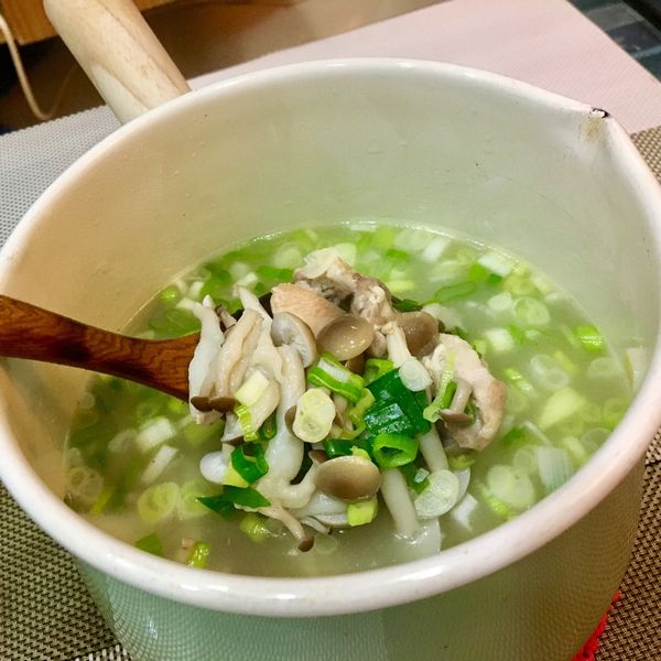 菇菇蔥雞湯【好菇道好食光】 : 吳姿儀一起做