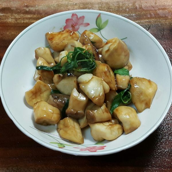 《三杯杏鮑菇》：蘇子玲 一起做